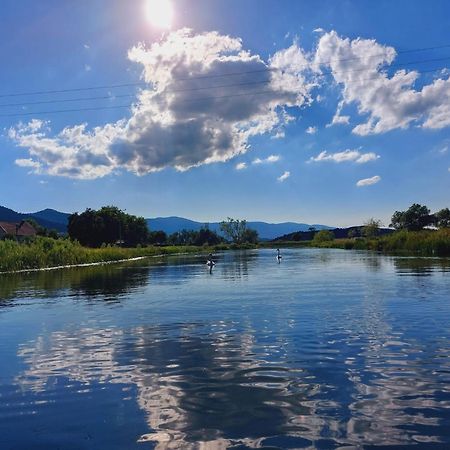 Vila Kuca Za Odmor Belina Otočac Exteriér fotografie
