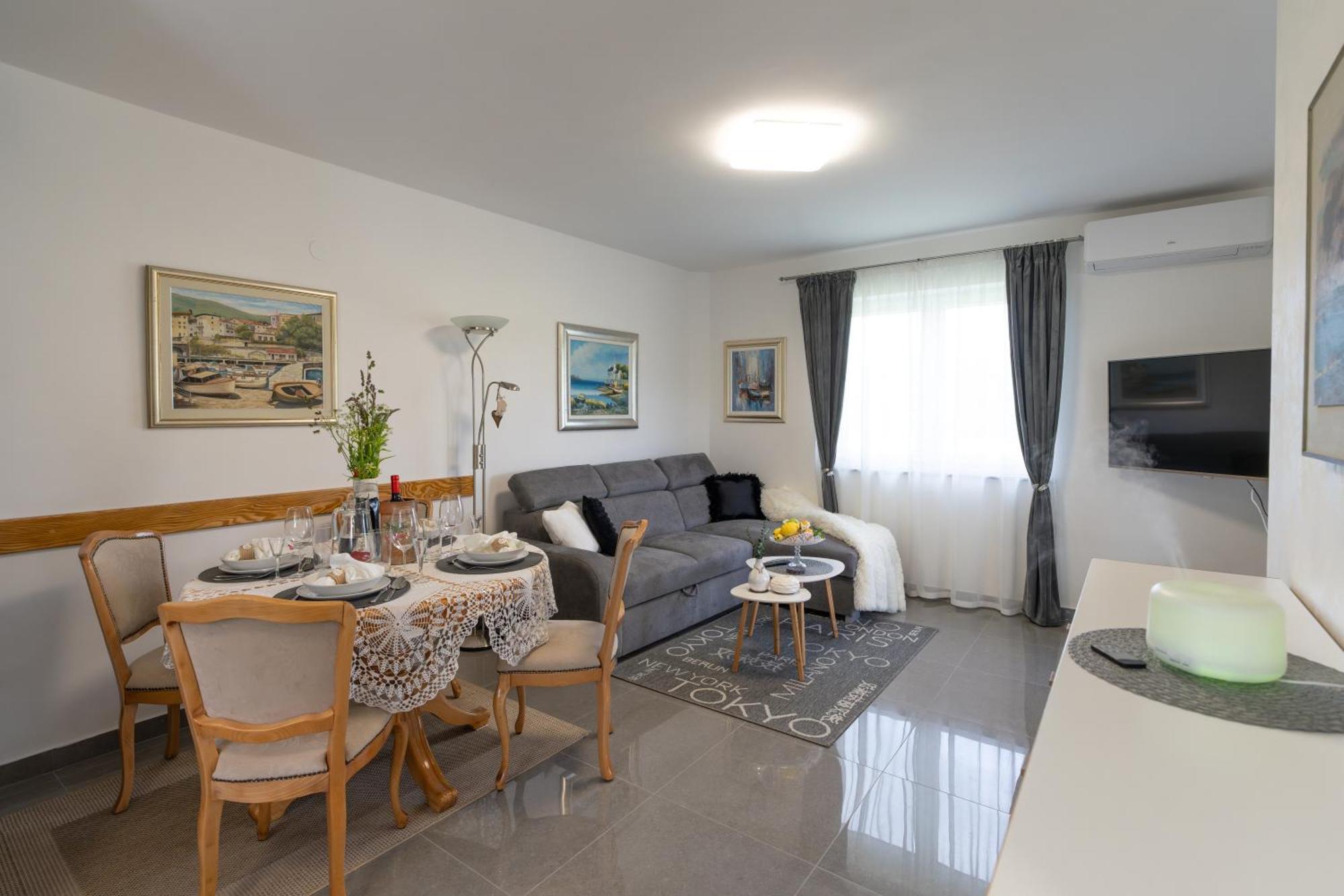 Vila Kuca Za Odmor Belina Otočac Exteriér fotografie